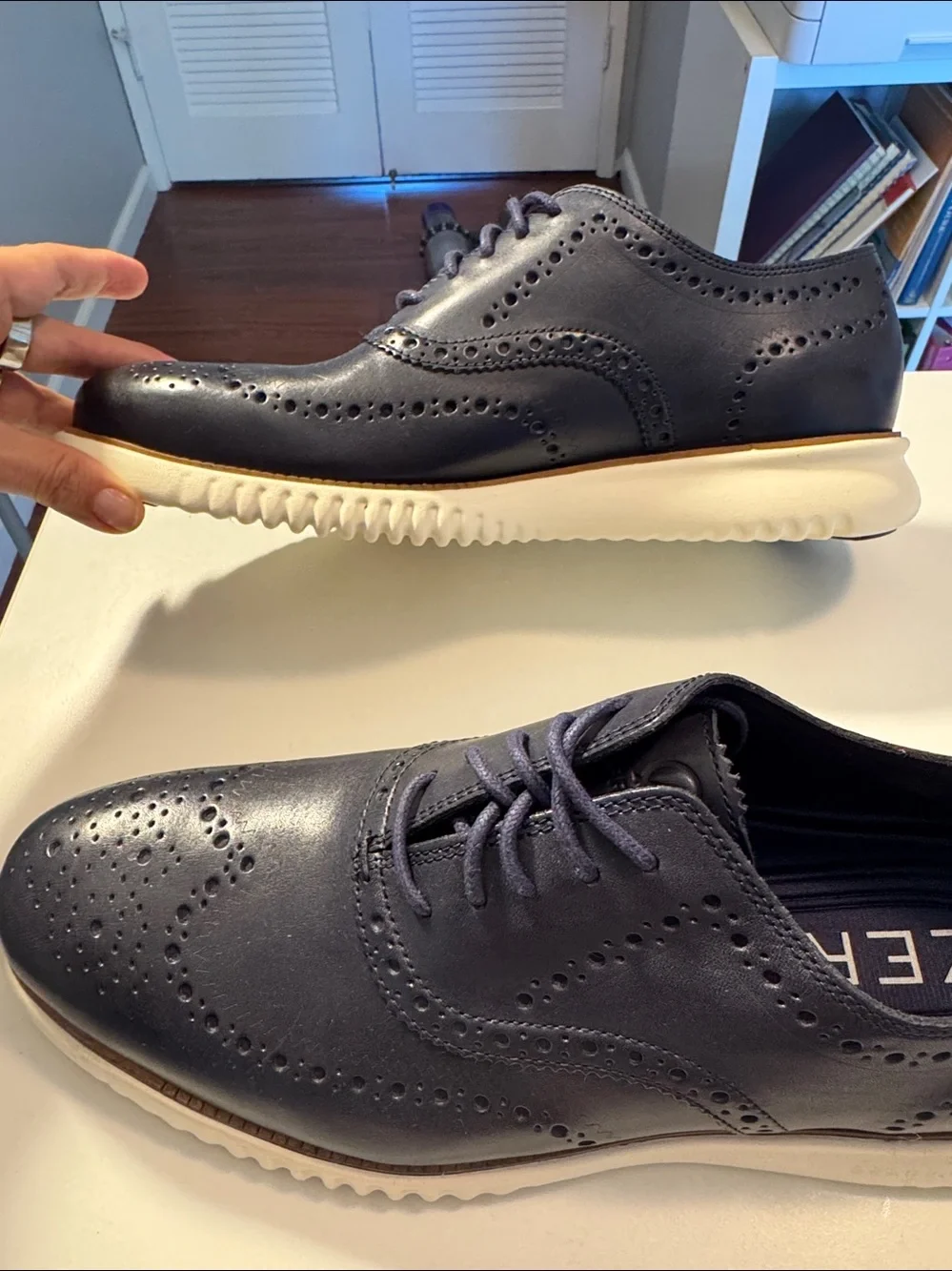 Cole Haan zero grand Wingtip Oxford - 10.5 Navy Men’s Dress Sneaker